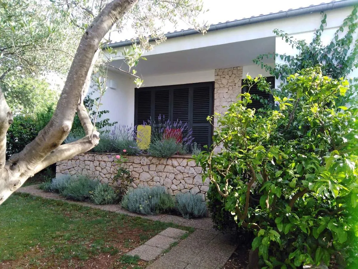 Holiday Home Turanj/Biograd Riviera 7997 Turanj